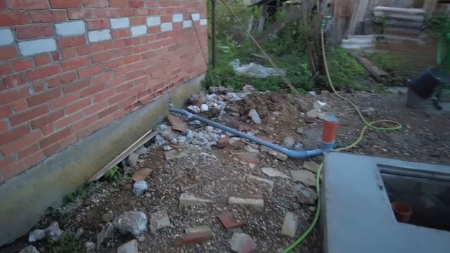 #94 Работы на хоздворе продолжаются. К нам ведут газ!