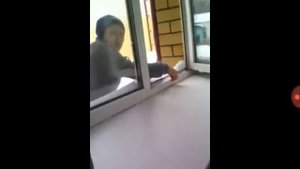 Спрыгнул с окна