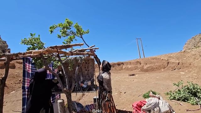 Family life in nomadic area: Family discussion about Ali's family and their problems and ghadir🤔⛰️