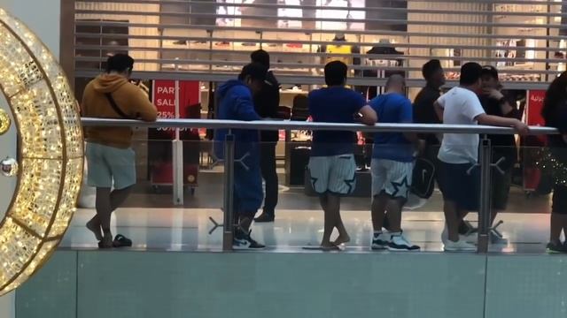 Jordan Shoes release in Dubai ... pila dito pila doon смотреть онлайн