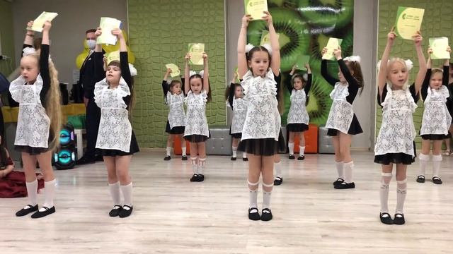 Новая творческая группа смотреть онлайн