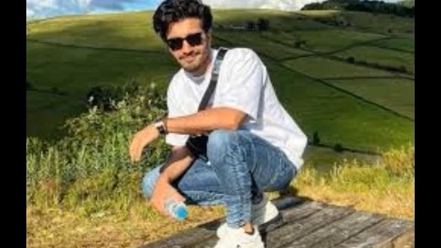 Feroz Khan Ne Aiman Khan Or Muneeb Butt Se Kiyun Mafi Mangi Dekhen смотреть онлайн