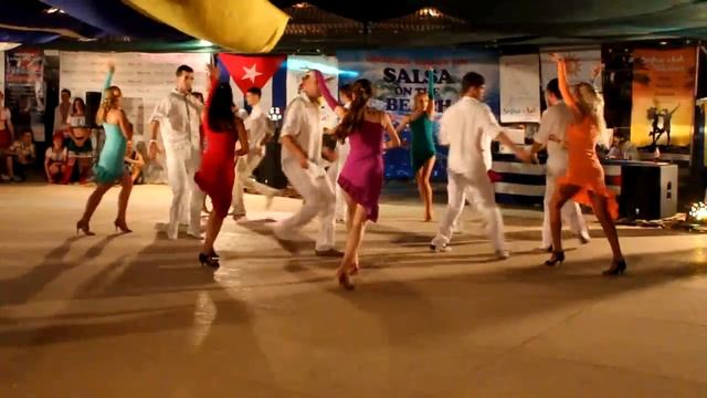 Выступление по Руеда де Касино - Сальса студия Алекса Хазина , Одесса 2014 смотреть онлайн