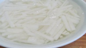 Овощной салат под сметаной