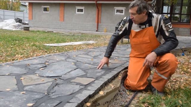 Чёрный плитняк . Садовые дорожки от Мостовая ру.