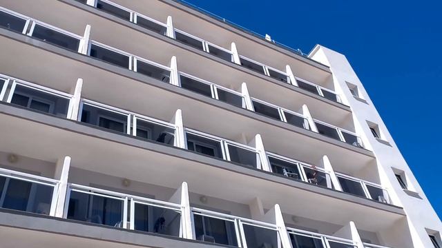 Hotel Las Arenas affiliated by Melia Benalmadena Spain September 2022 смотреть онлайн