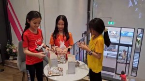 unboxing labubu exciting macaron with my best friends (Pancake the yellow shirt Emma the red shirt)