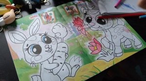 раскраска для самых маленьких, раскрашиваем зайчика цветными карандашами