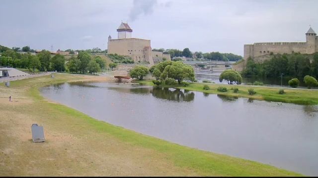 17.07.24. Очередь на границе транзитом перехода из Европы в Россию, из Нарвы в Ивангород и обратно смотреть онлайн