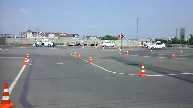 Автошкола - Экзамен "Площадка" смотреть онлайн