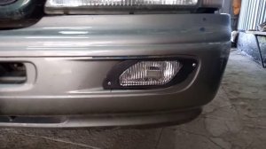 установка противотуманные фары на Санг енг истана