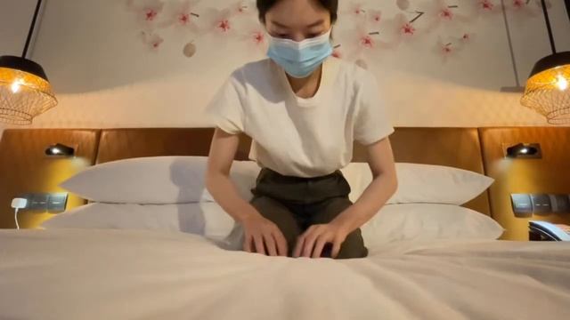 Super unpredictable ASMR in hotel / Непредсказуемый АСМР в отеле смотреть онлайн