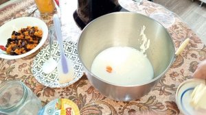 Куличи и творожная Пасха.