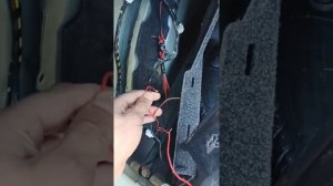 VW Tiguan 2012установка  китайской камеры заднего вида на родную магнитолу RNS315 черный разъем.