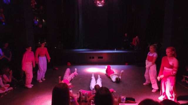 Blooweast - BABYMONSTER - 2NE1 Mash Up K-pop Battle KLD 25.06.2023 смотреть онлайн