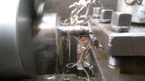 Сверловочный патрон в резце держатель?- просто и легко! (5 часть) (ТОКАРНЫЕ РАБОТЫ №37)