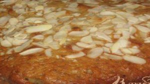 Банановый кекс с орехами