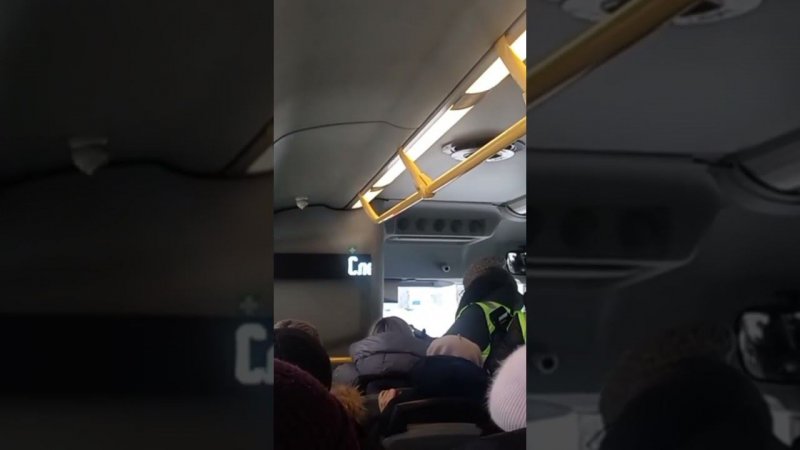 ⚡⚡⚡⚡ Деградация транспорта. Глава города Шелест от "Единой России" -⚡ позор Омска при з/п 23 млн.⚡