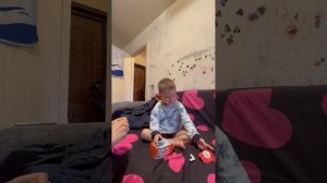 Распаковка Sweet Box Синий трактор. Попался бульдозер. Володя открывает Свит бокс.