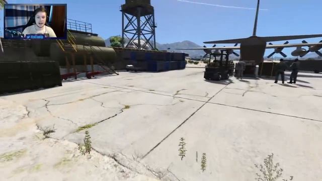 THE BEST DESERT MILITARY BASE IN GTA 5??