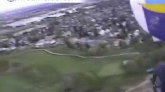 Board Camera Integrated into Airborne Application смотреть онлайн