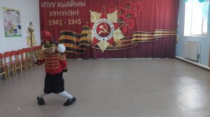 Танец: "Гусарский марш" Игнатьева Влада. Хореограф: Дягилева С.А.