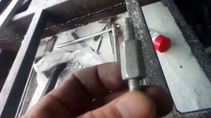 Резьбовые заклёпки для крепления бортов.