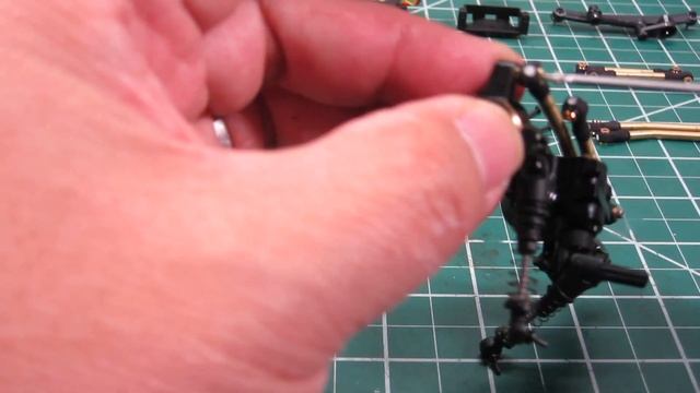 1/24 Scale Axial SCX24 Jeep Gladiator | Ep. 7 - Upgrades: HC Links, 4 Link Conversion & New Servo