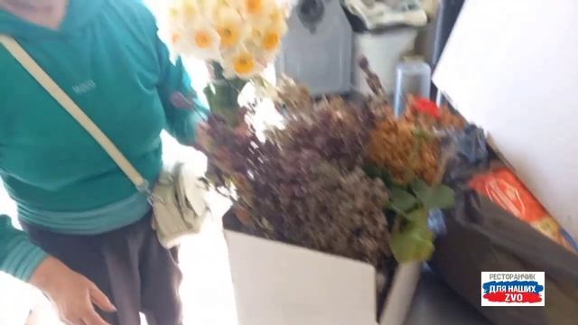 В первом Ресторанчике сегодня день открытых дверей 🥰Приехала Дина, привезла вкусные домашние куличи