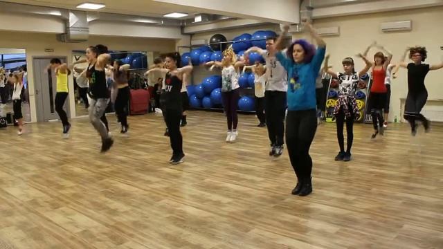 МАСТЕР КЛАССЫ по вакингу и дансхолу51 смотреть онлайн