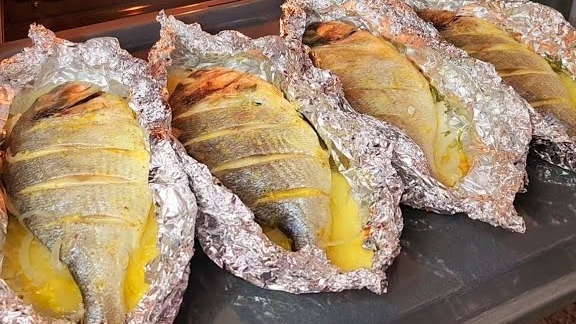 ВОТ КАК НАДО ГОТОВИТЬ РЫБУ НА ПРАЗДНИЧНЫЙСТОЛ! ЭТО ОДИН ИЗ ЛУЧШИХ РЕЦЕПТОВ, БЕЗ ЖАРКИ!