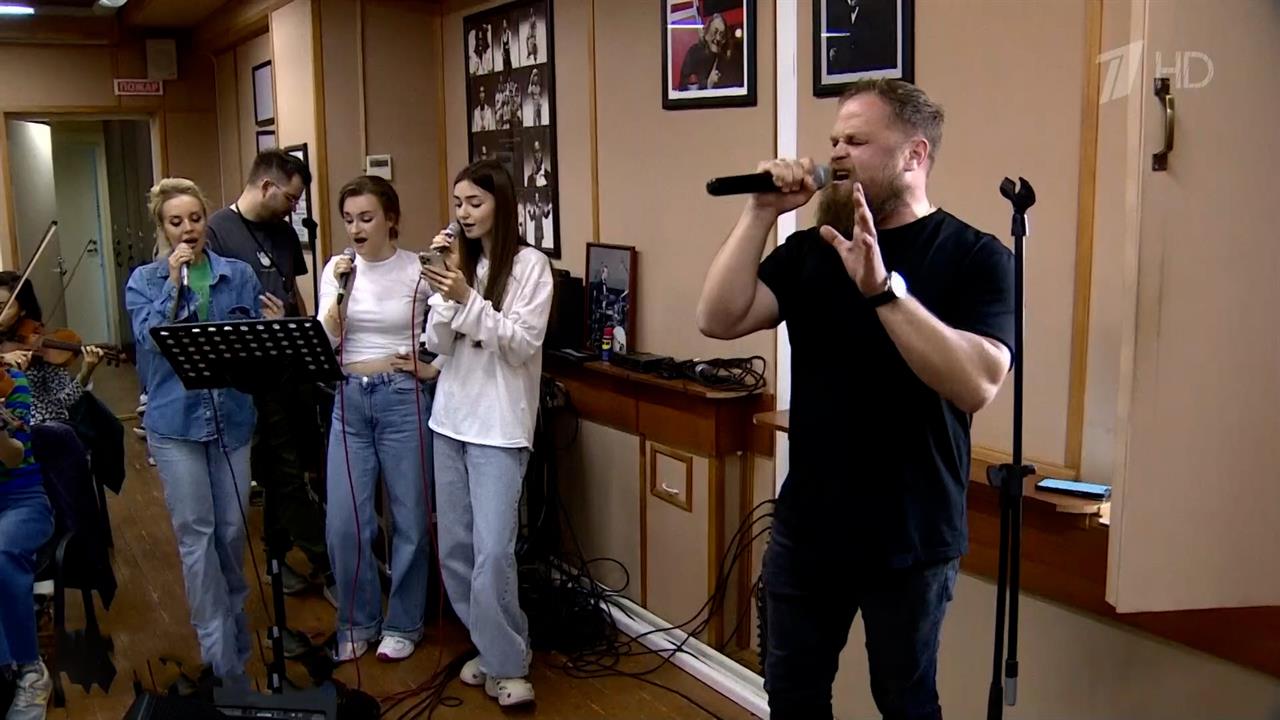 Доход от зрительского голосования в шоу "Голос" отправят в фонд "Дорога жизни"