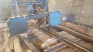 ДРЕВНЯЯ  ПИЛОРАМА  ВРЕМЕН  СССР  В  РАБОТЕ!..