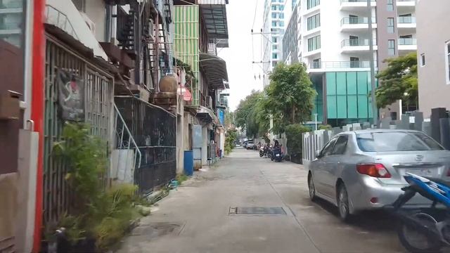 PATTAYA: Beach Road Soi 6 4  October 2021