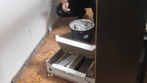 Укладка декоратиного камня на стену