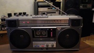 JVC (Victor) RC-M50 - Обзор винтажной магнитолы.