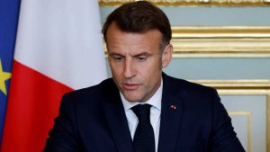 Филиппо: представители Трампа унизили Макрона на встрече в Париже