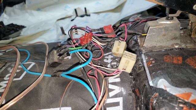 CRO$$отка. Как сделать быстрое поднятие стёкл на Ваз без замены стеклоподъемников👍 смотреть онлайн