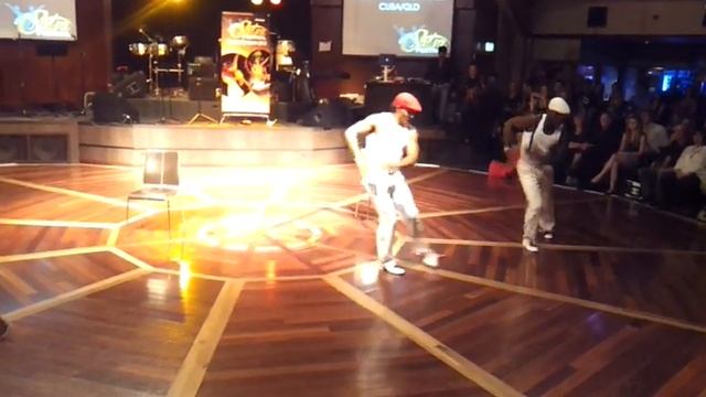 Adrian Medina & Israel Ortiz at the Adelaide Salsa Festival 2012 - CUBAN RUMBA SHOW смотреть онлайн
