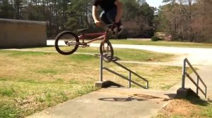 Трюки на BMX.