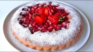 Рецепт пирога с клубникой! Вкусно и просто!