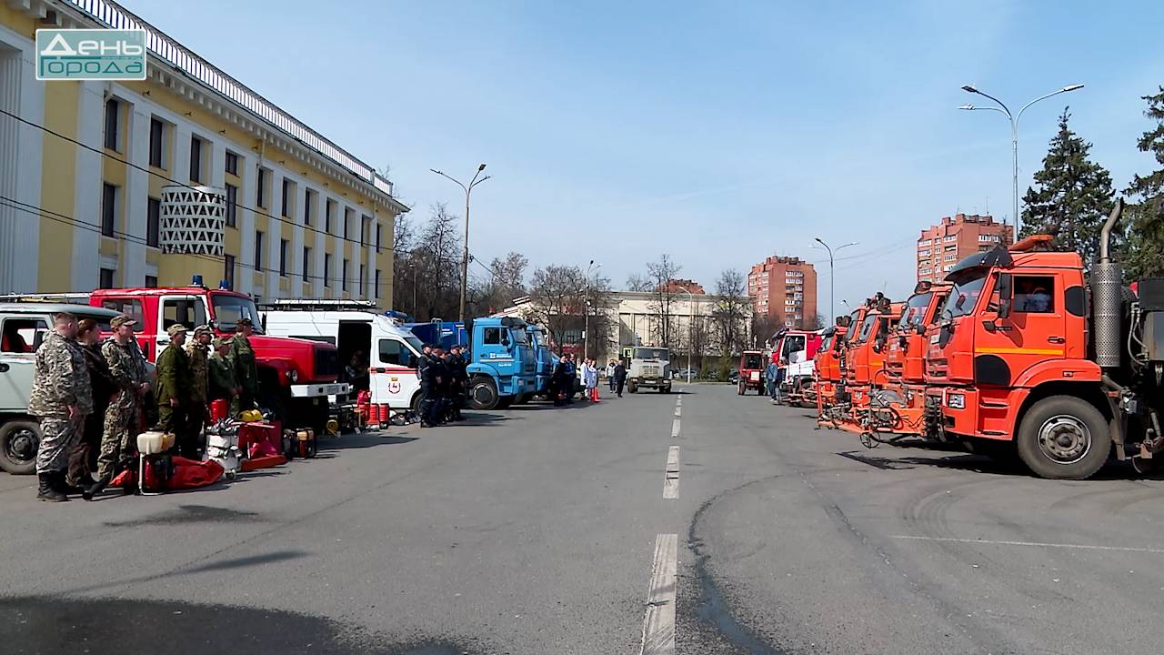 Смотр готовности сводного отряда пожаротушения в Автозаводском районе