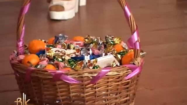 Посмішки дітей надихають благодійників на гарні справи смотреть онлайн