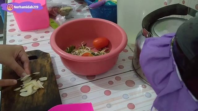 DAILY ACTIVITY IBU RUMAH TANGGA | MASAK SIMPEL LANJUT BERESIN DAPUR
