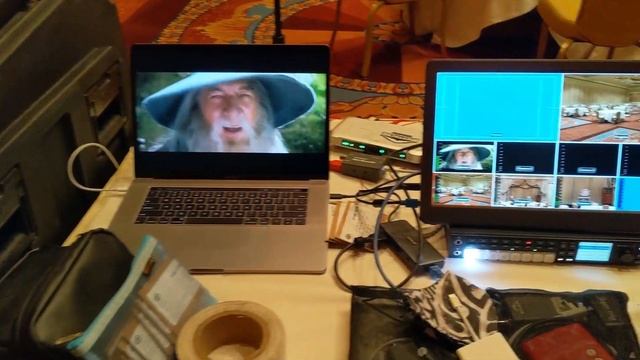 Gandalf Sax in a Grand Ballroom смотреть онлайн