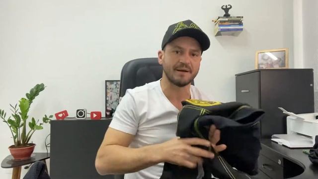 Kimono Jiu Jitsu + Bermuda BJJ, Kimonos In The Guard смотреть онлайн