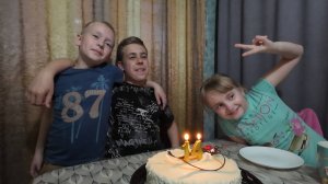 Отмечаем день рождения в кругу семьи 1.04.2025