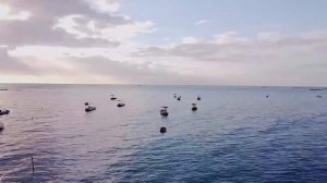 Футаж лодки в море