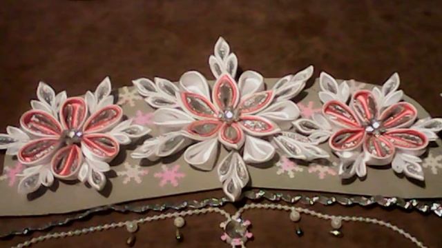 Как сделать новогоднюю корону канзаши. Предварительное слайд-шоу. смотреть онлайн
