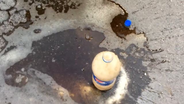 ЧТО БУДЕТ ЕСЛИ СМЕШАТЬ СОДУ И ПЕПСИ? смотреть онлайн